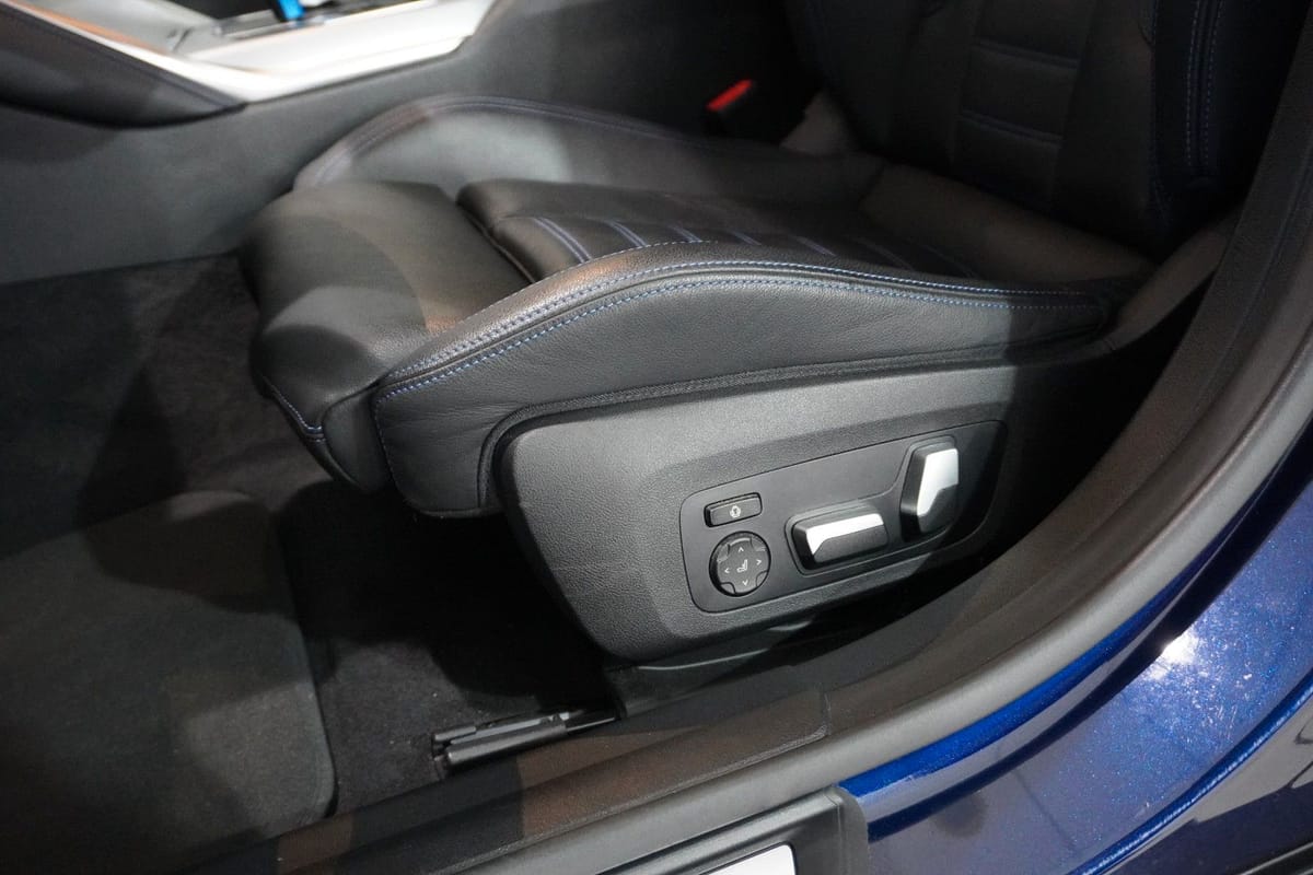 BMW i4 Gran Coupe 40 eDrive M-SPORT NAVI/LED/360°/SH foto 17