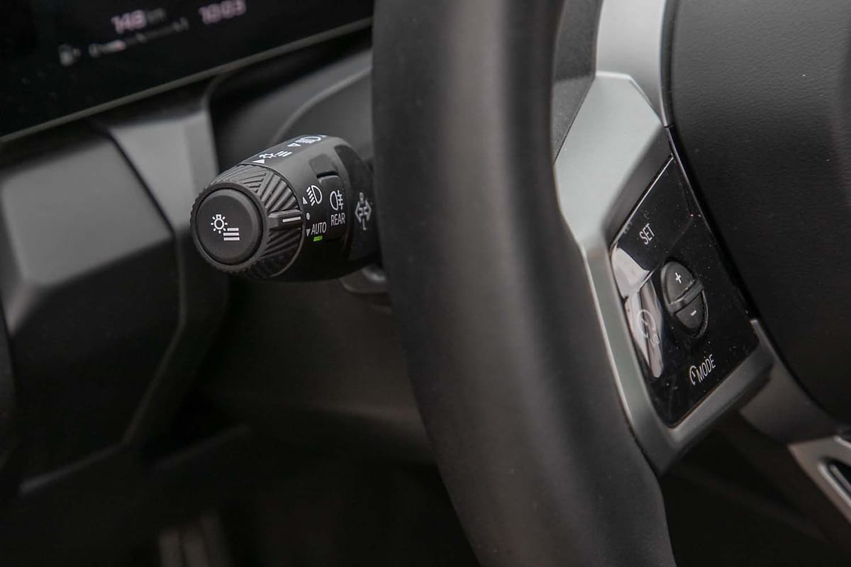 BMW X3 M50 xDrive M Pro AHK IconicGlow Pano HeadUp foto 11