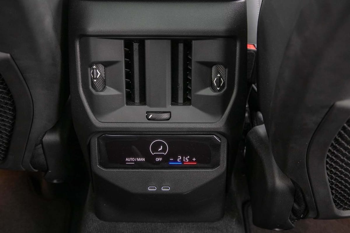 BMW X3 M50 xDrive M Pro AHK IconicGlow Pano HeadUp foto 15