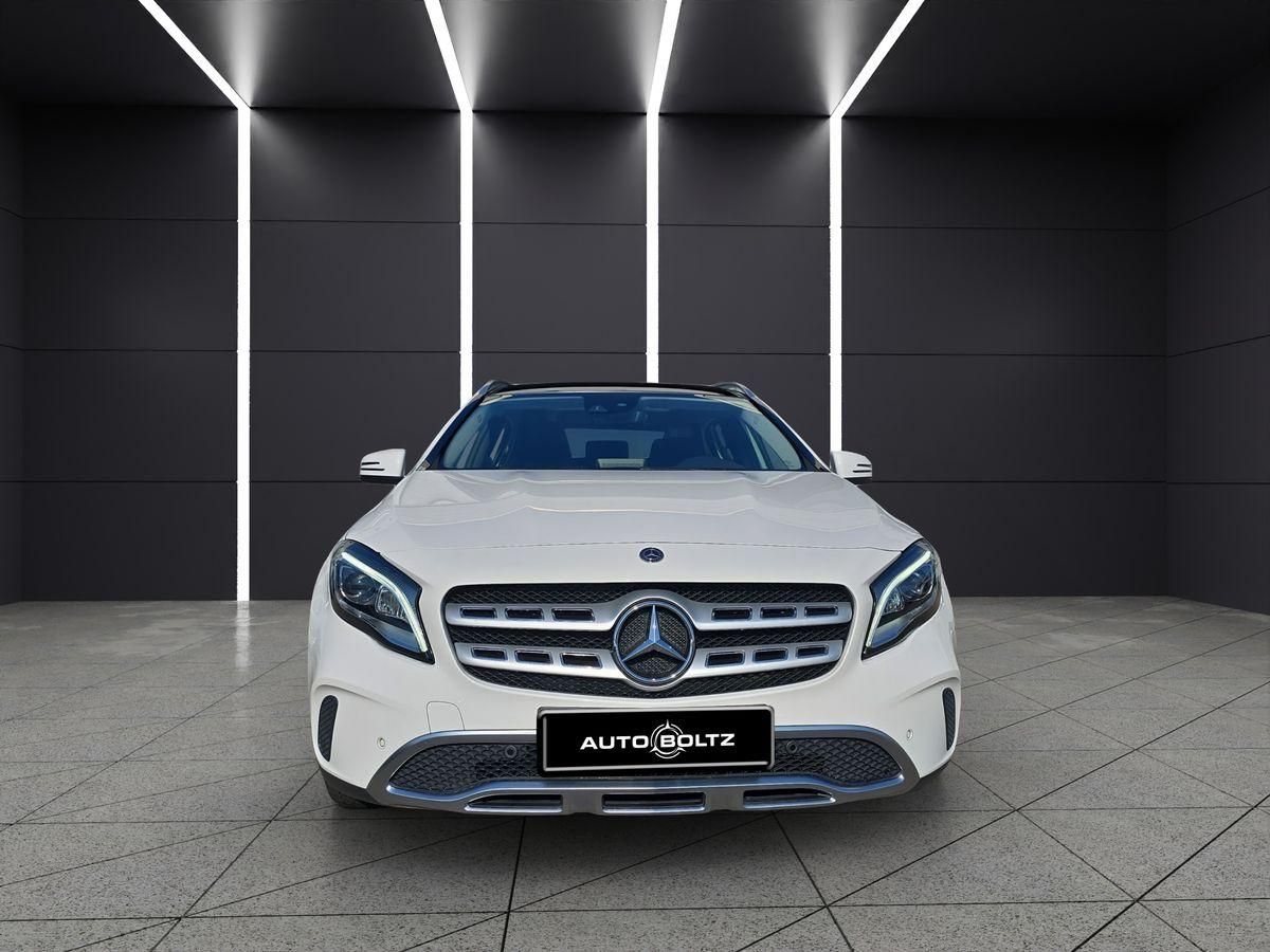 Mercedes-Benz GLA 180 Urban Pano Busin. LED-HP Navi foto 2