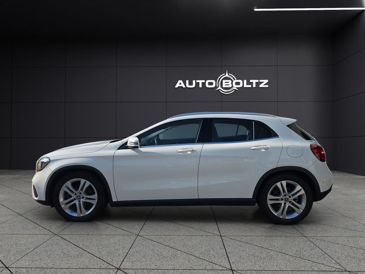 Mercedes-Benz GLA 180 Urban Pano Busin. LED-HP Navi foto 3
