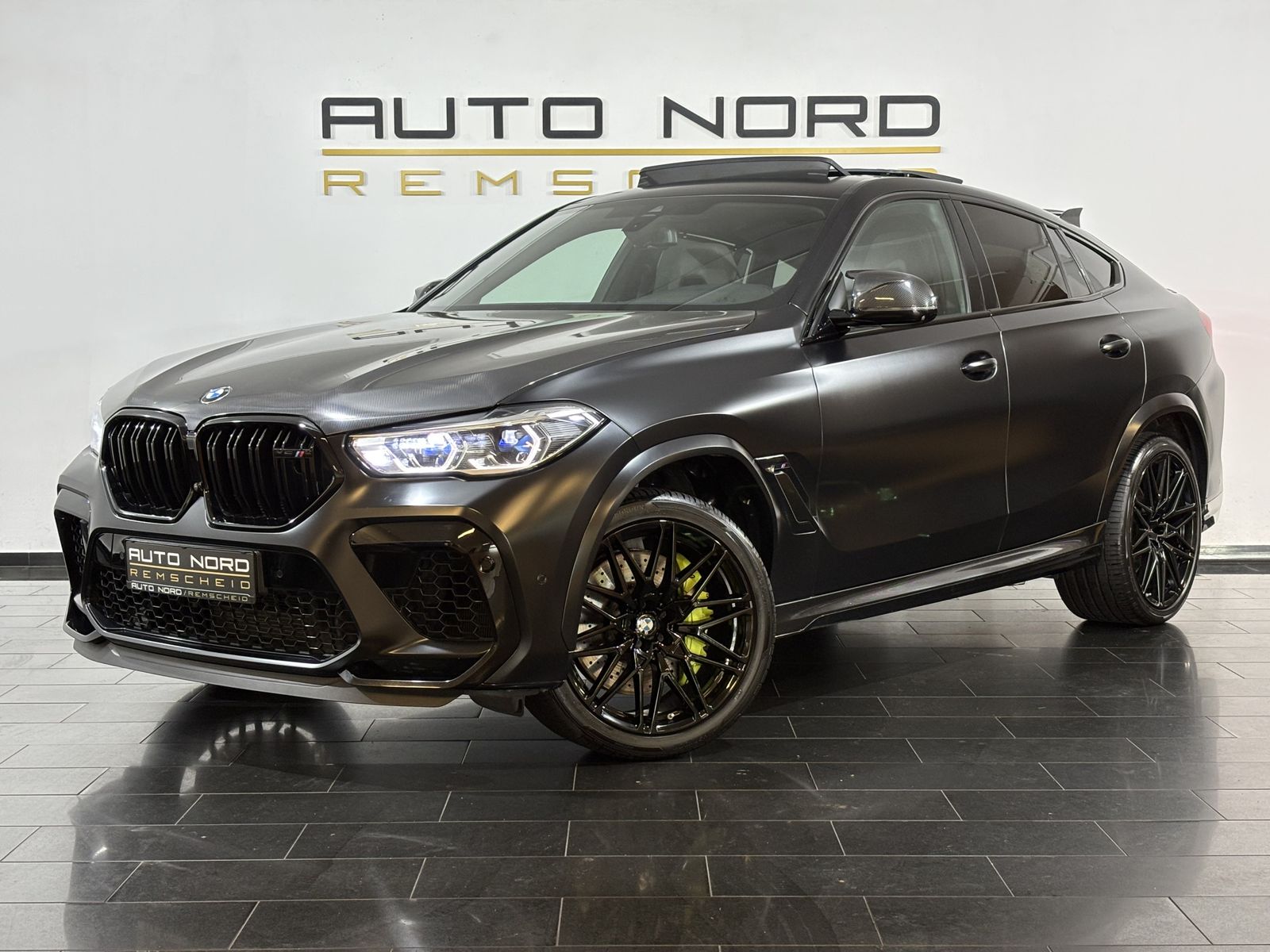 BMW X6 M Competition Carbon SKY FROZEN Laser B&W foto 1