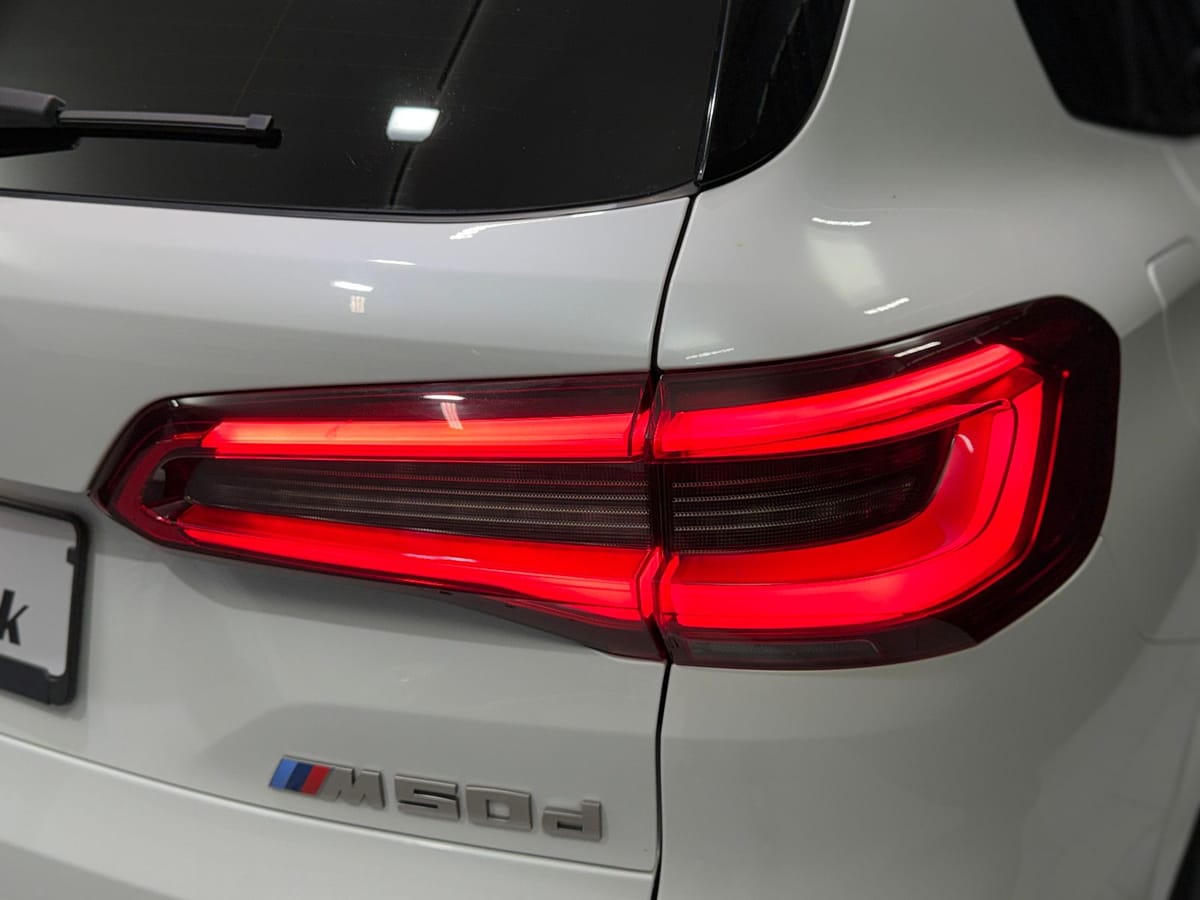 BMW X5 M50d LASER H&K 360° PANO GESTIK AHK HuD foto 17