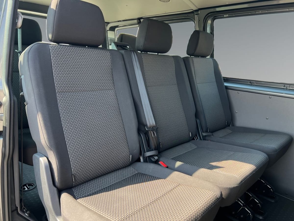 Volkswagen T6.1 Kombi lang 4MOTION Navi LED ACC Klima       foto 12
