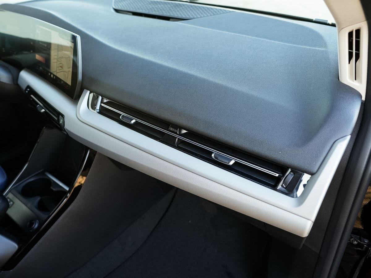 BMW 220d Active Tourer AHK PANO Sportsitze SoGlas foto 12