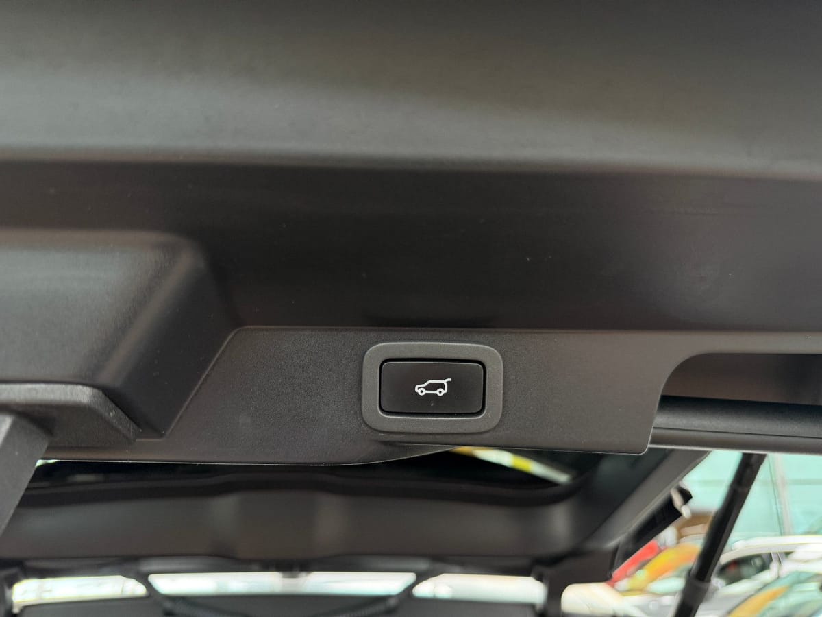 Land Rover Range Rover Sport SE Pano HUD Luft Kamera Navi22 foto 10