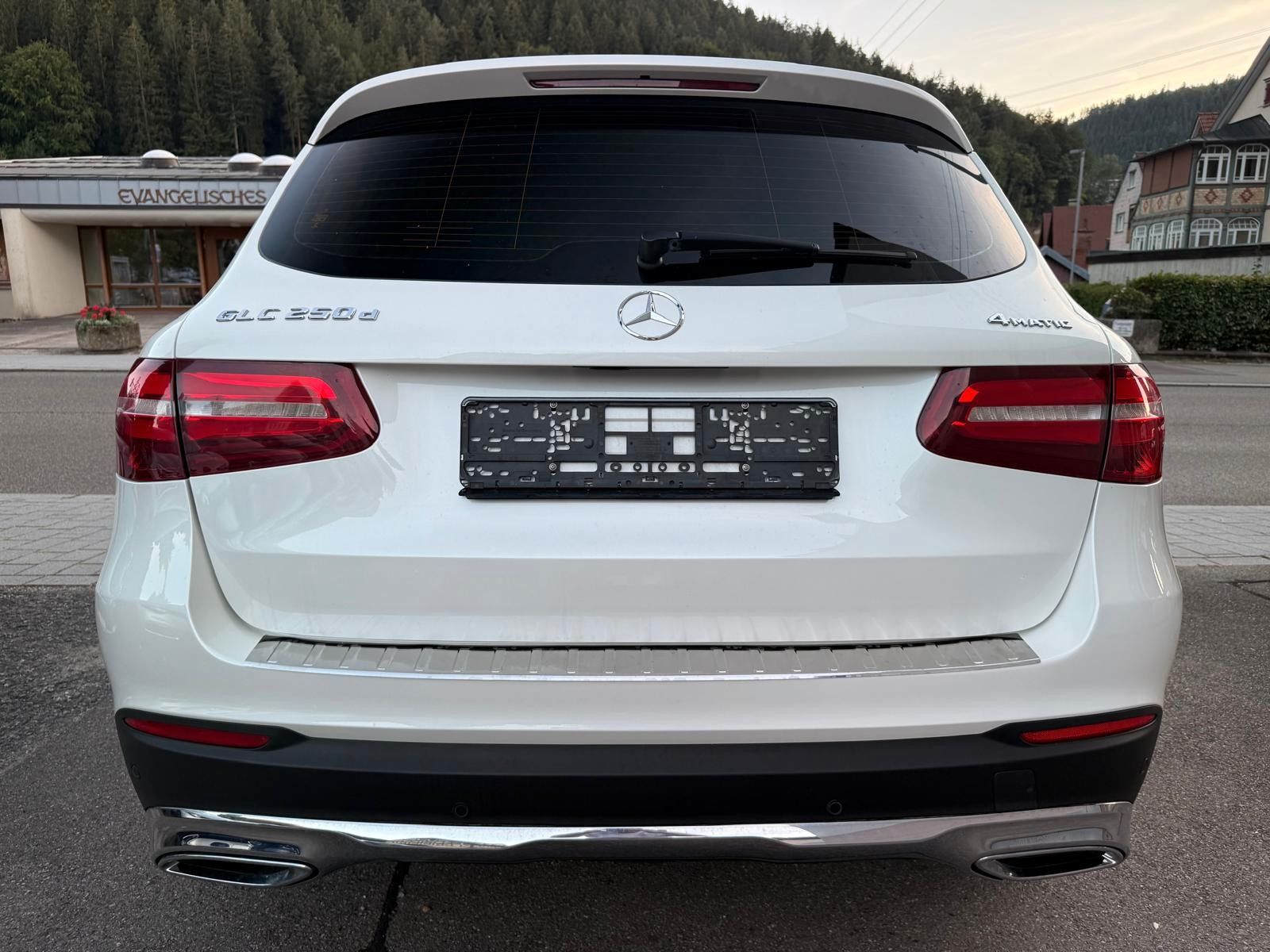 Mercedes-Benz GLC 250 d 4Matic LED Nav 360° Assist & ACC foto 5