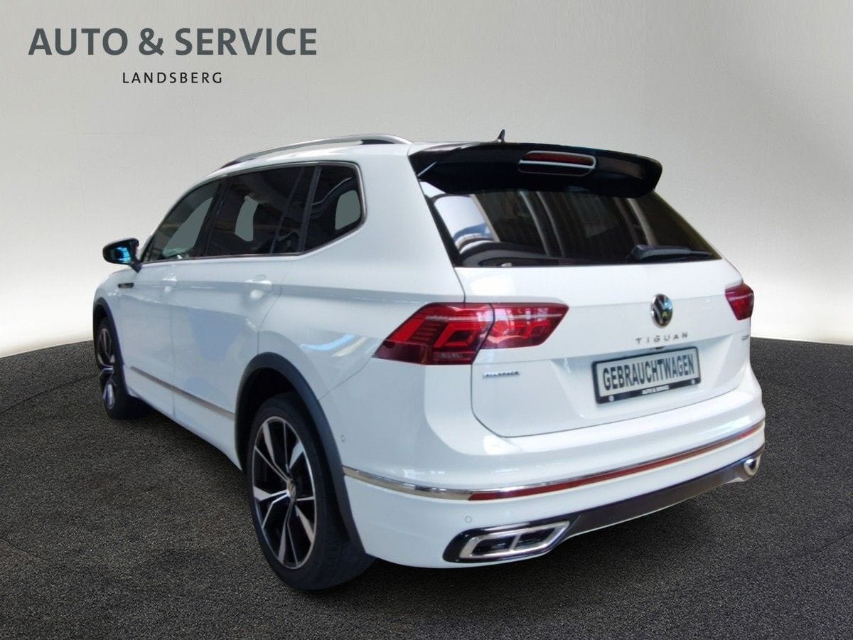 Volkswagen Tiguan Allspace 2.0 TSI R-Line 4Motion foto 2