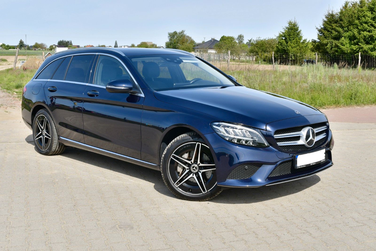 Mercedes-Benz C 300 de Plug-in Hybrid LED ACC Avangarde foto 1
