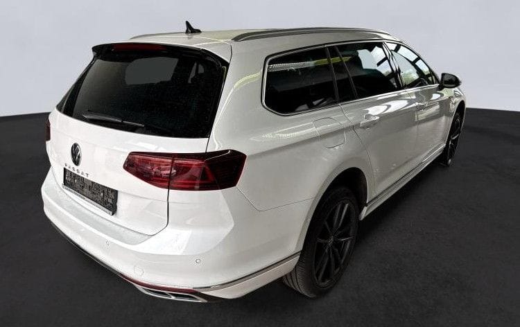 Volkswagen Passat Variant 2.0 TSI DSG R-Line LEDER PANO STA foto 2