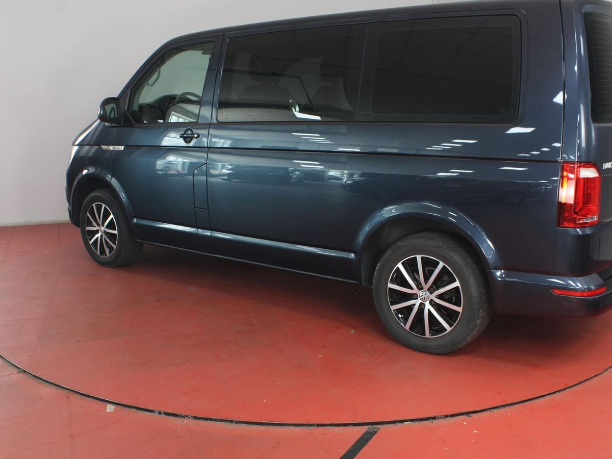 Volkswagen T6 Multivan 2.0 TDI DSG TÜV 07 2028 AHK Kamera foto 20