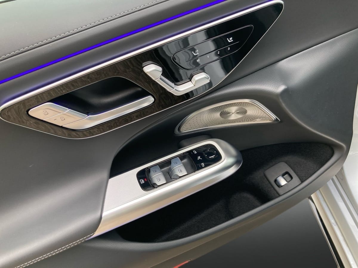Mercedes-Benz E 450 d 4Matic Exclusive Premium PANO+HUD*AHK+Su foto 14