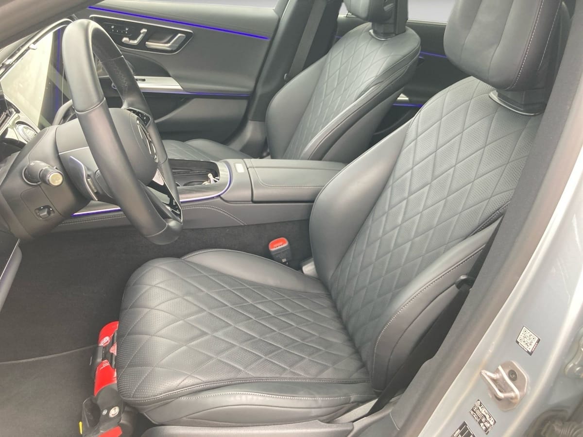 Mercedes-Benz E 450 d 4Matic Exclusive Premium PANO+HUD*AHK+Su foto 8