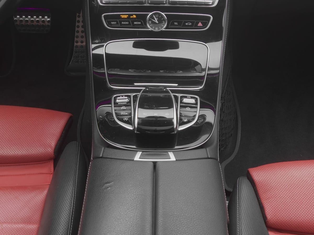 Mercedes-Benz E 350 d AMG Line *StdHz*PANO*AHK*LED*NAVI*LEDER* foto 14