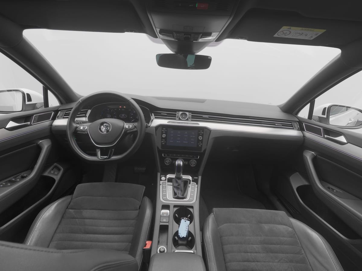 Volkswagen Passat Variant GTE 1.4 TSI DSG R-Line PANO AHK foto 6