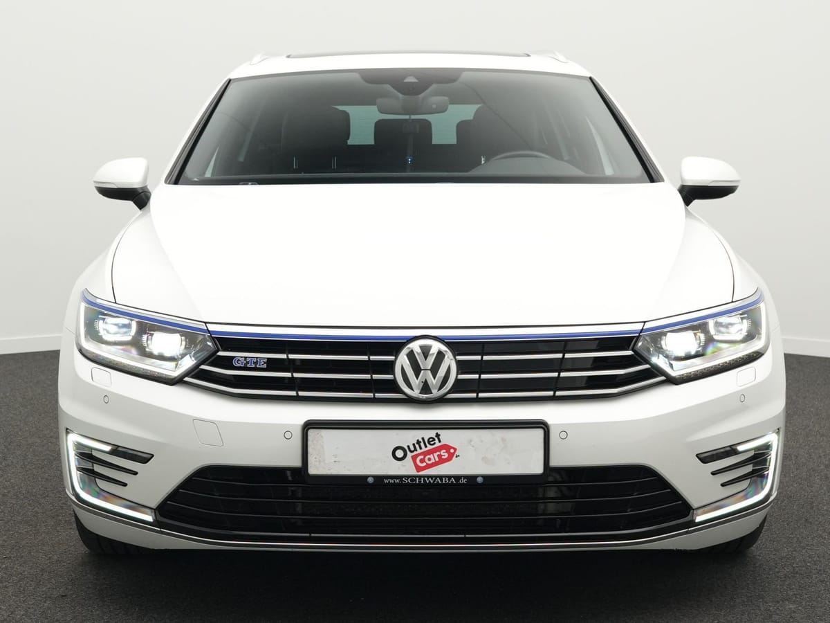 Volkswagen Passat Variant GTE 1.4 TSI DSG R-Line PANO AHK foto 8