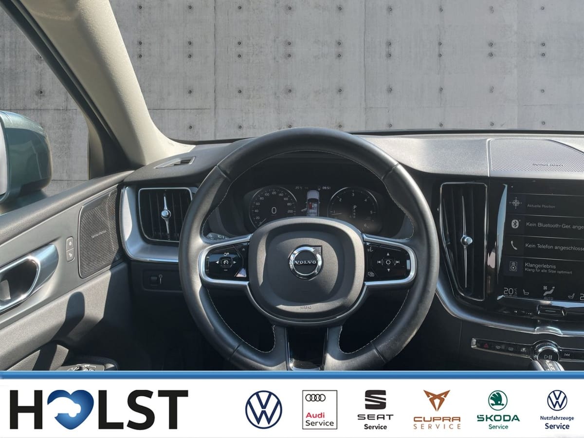 Volvo XC60 Momentum Pro D4 2WD AHK DAB GJR foto 8