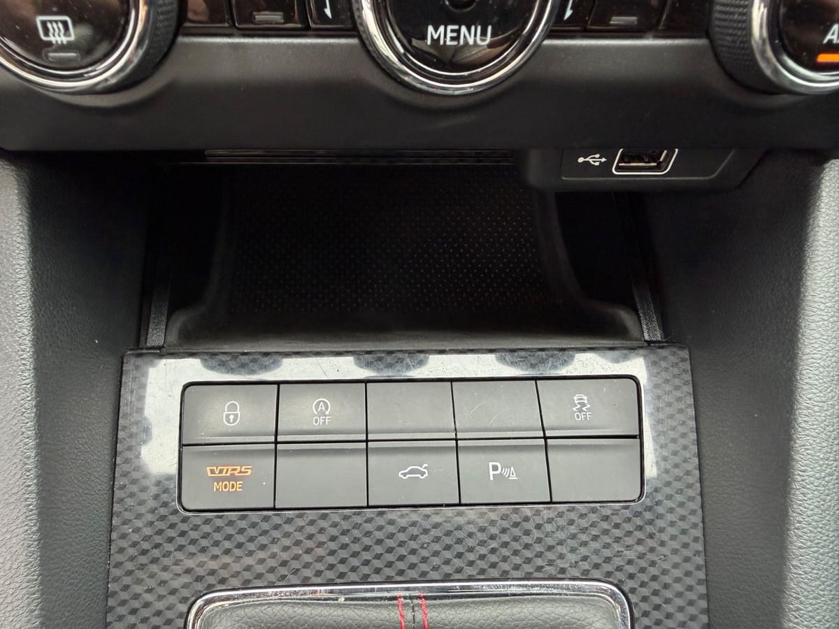 Skoda Octavia Combi RS foto 23