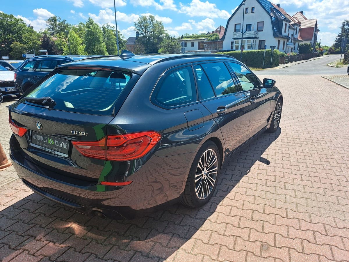 BMW 520 5 Touring 520 i Sport Line foto 4