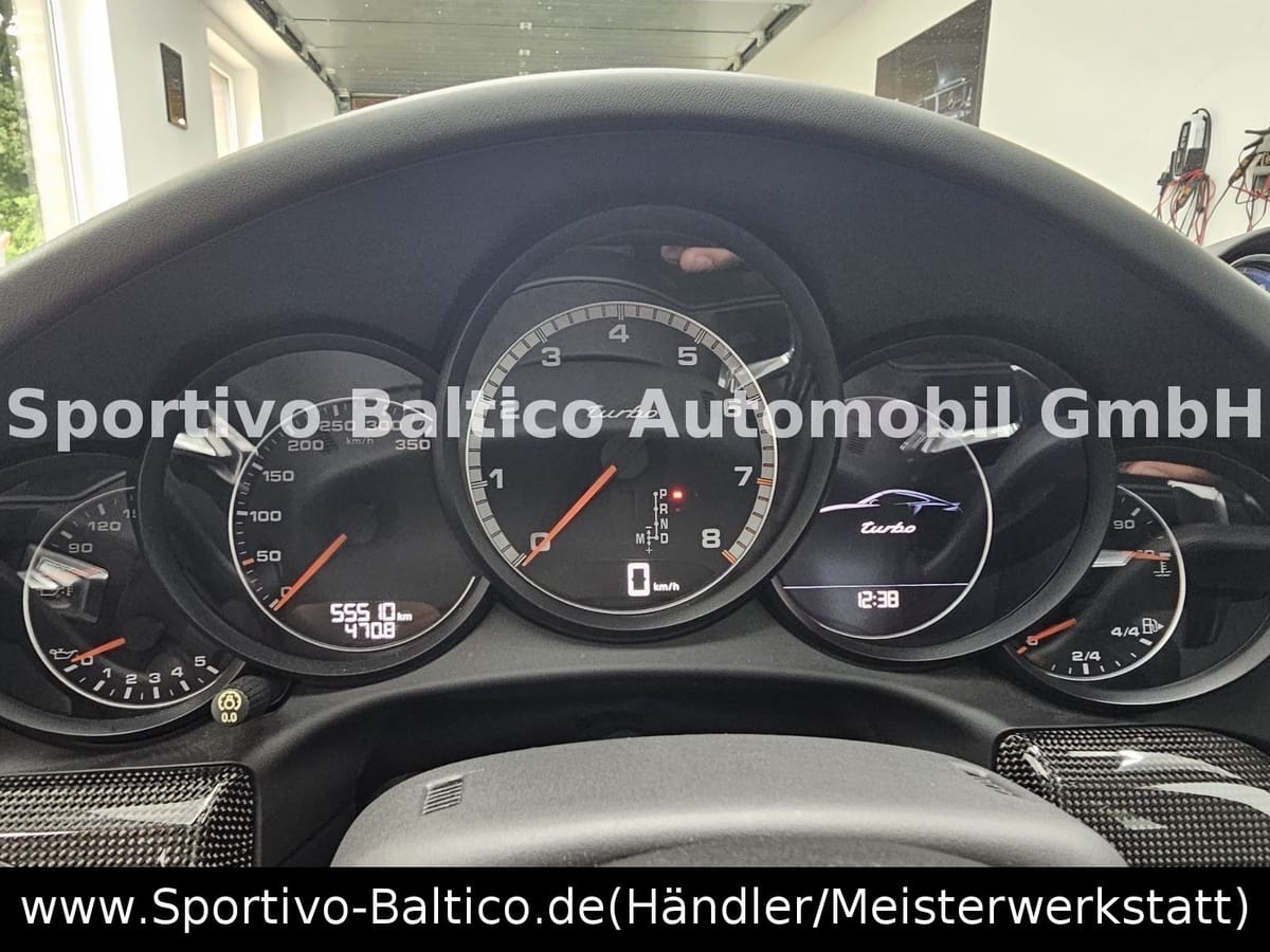 Porsche 991.2 TURBO. Approved 03/27. Wartung PZ neu. foto 14