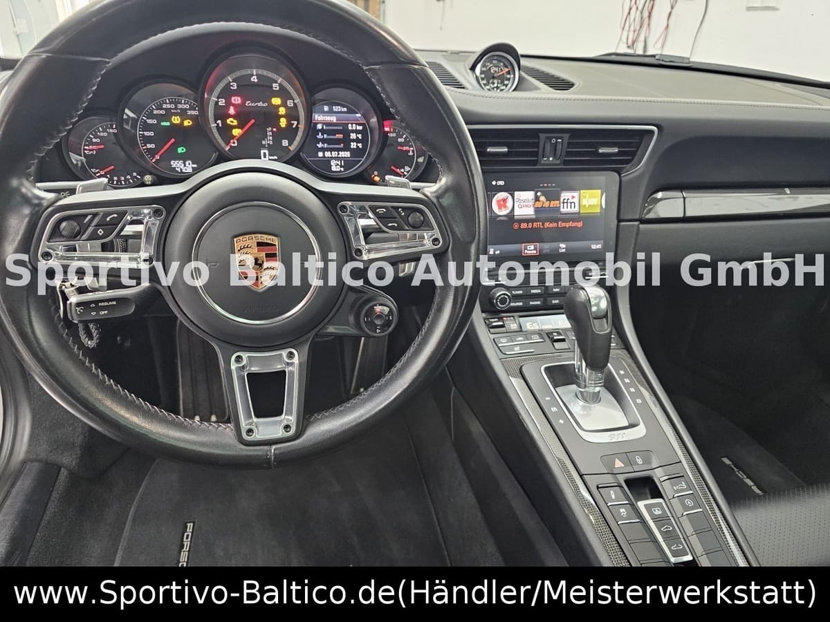 Porsche 991.2 TURBO. Approved 03/27. Wartung PZ neu. foto 16