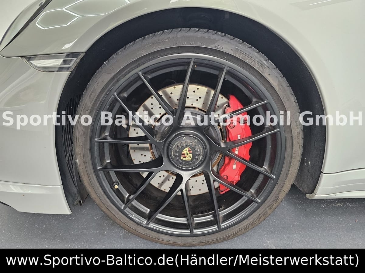 Porsche 991.2 TURBO. Approved 03/27. Wartung PZ neu. foto 9