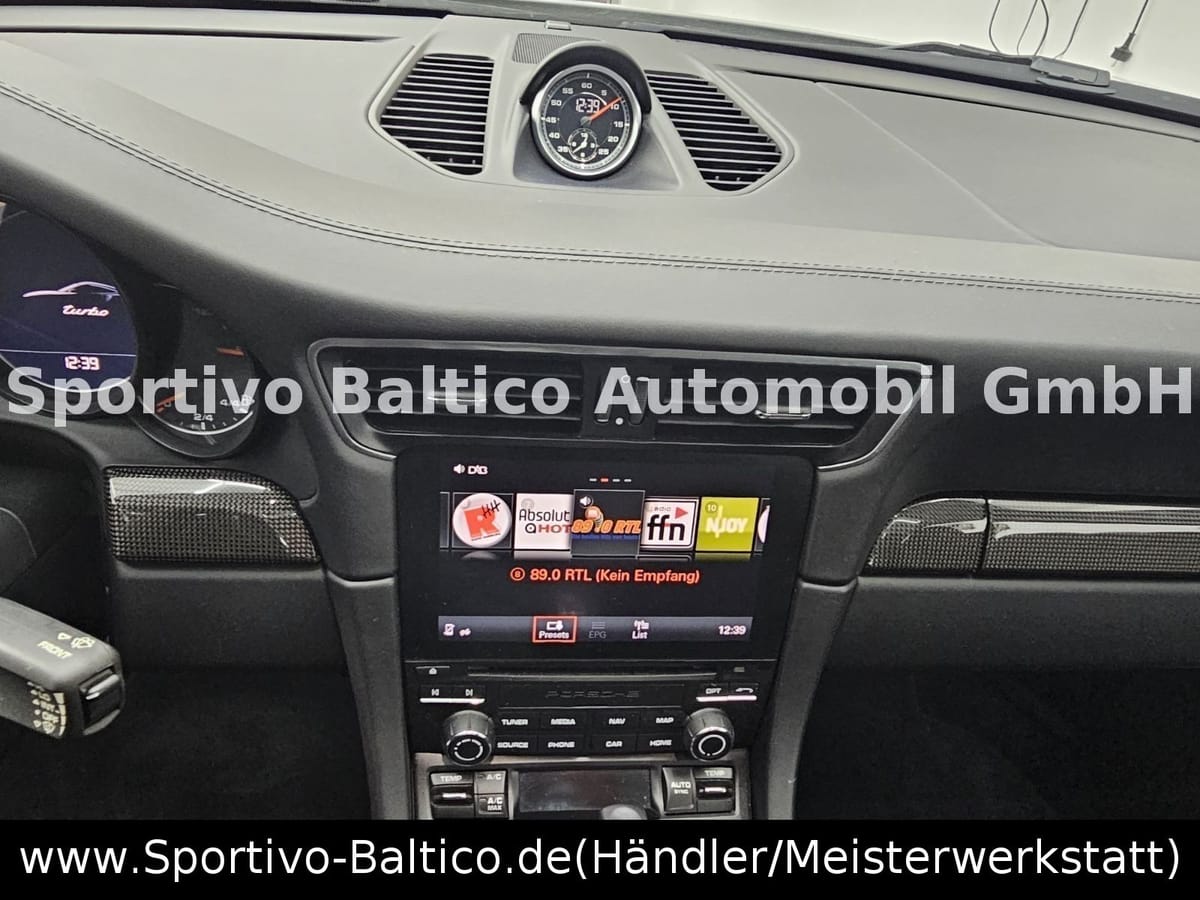 Porsche 991.2 TURBO. Approved 03/27. Wartung PZ neu. foto 10