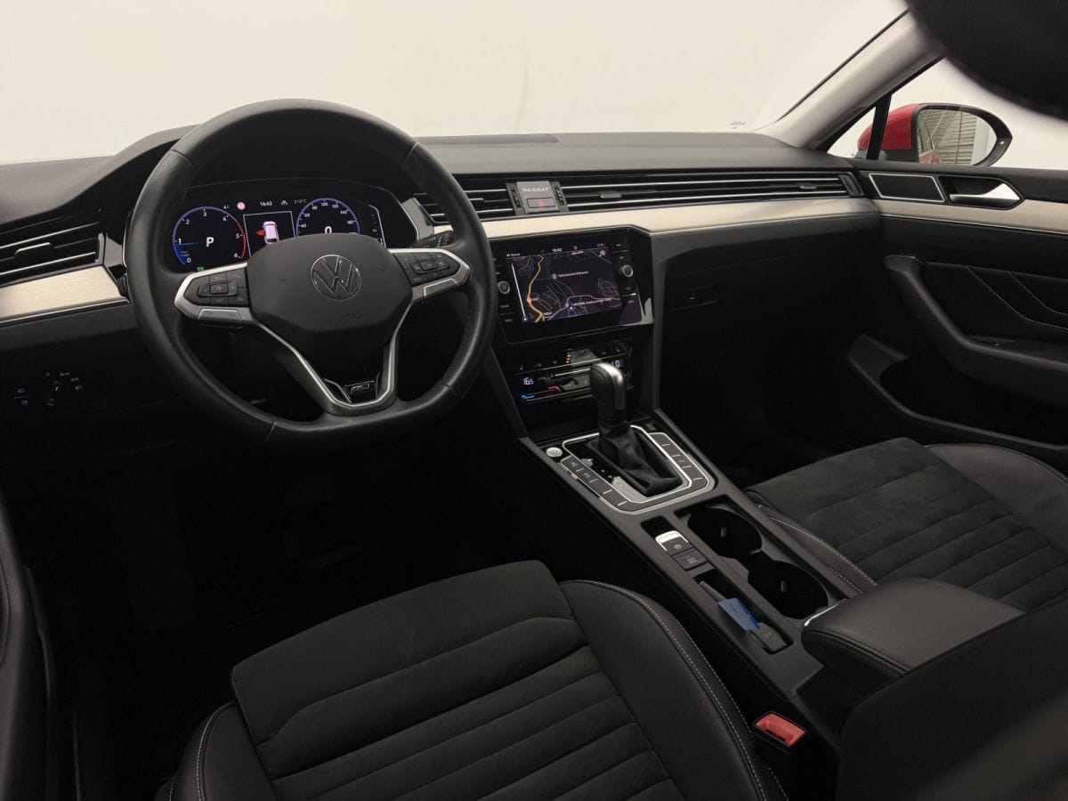 Volkswagen Passat Variant 2.0 TDI DSG 4M RLINE LED STANDHZ foto 19