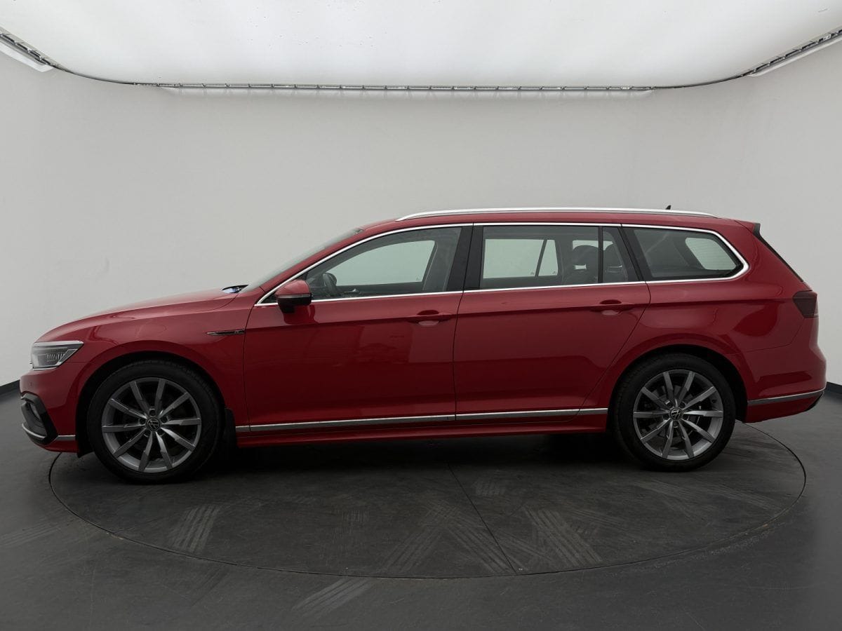 Volkswagen Passat Variant 2.0 TDI DSG 4M RLINE LED STANDHZ foto 7