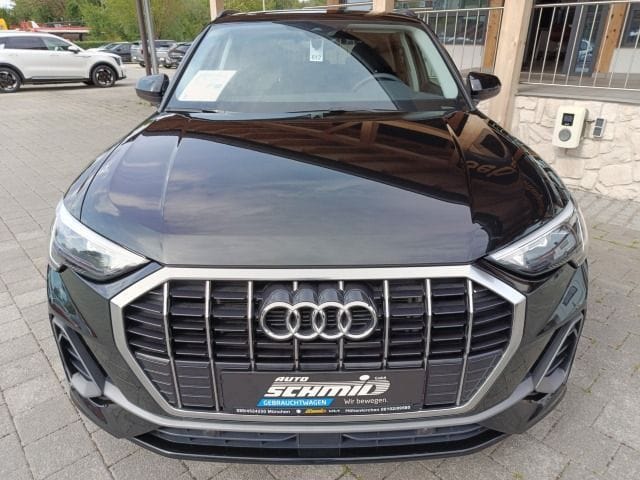 Audi Q3 35 TFSI S tronic S-LINE PANO KOMFORT AMBIENTE foto 4