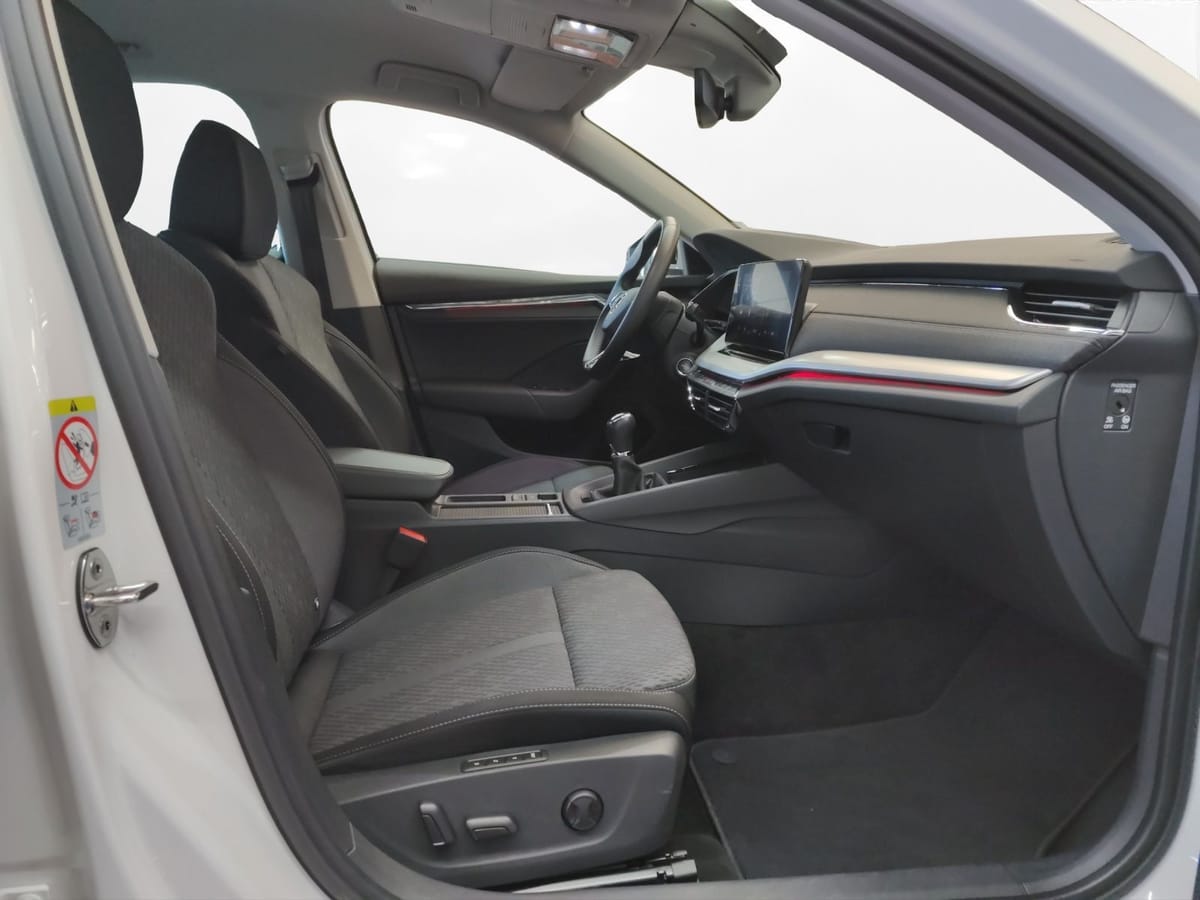 Skoda Octavia Combi 2.0 TDI Style AHK NAV SHZ LED foto 11
