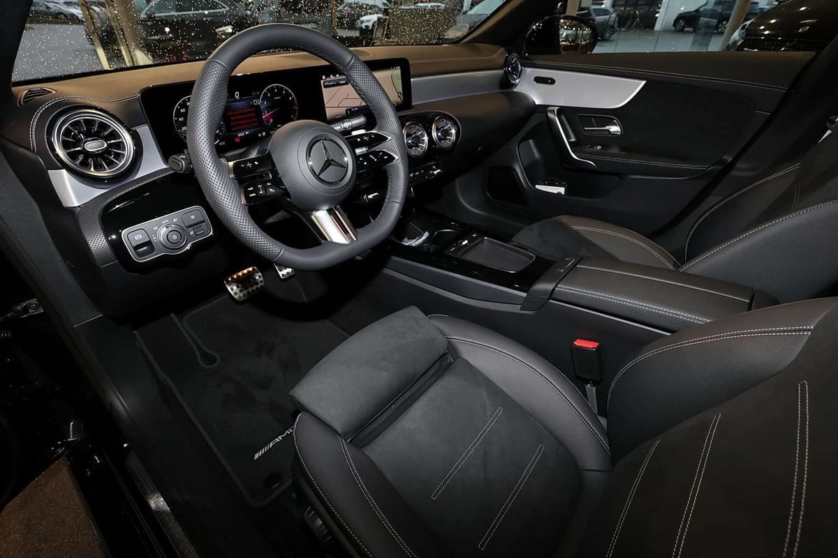 Mercedes-Benz CLA 220 4M Coupé AMG MBUX+LED+Pano+RüKam+Distron foto 9