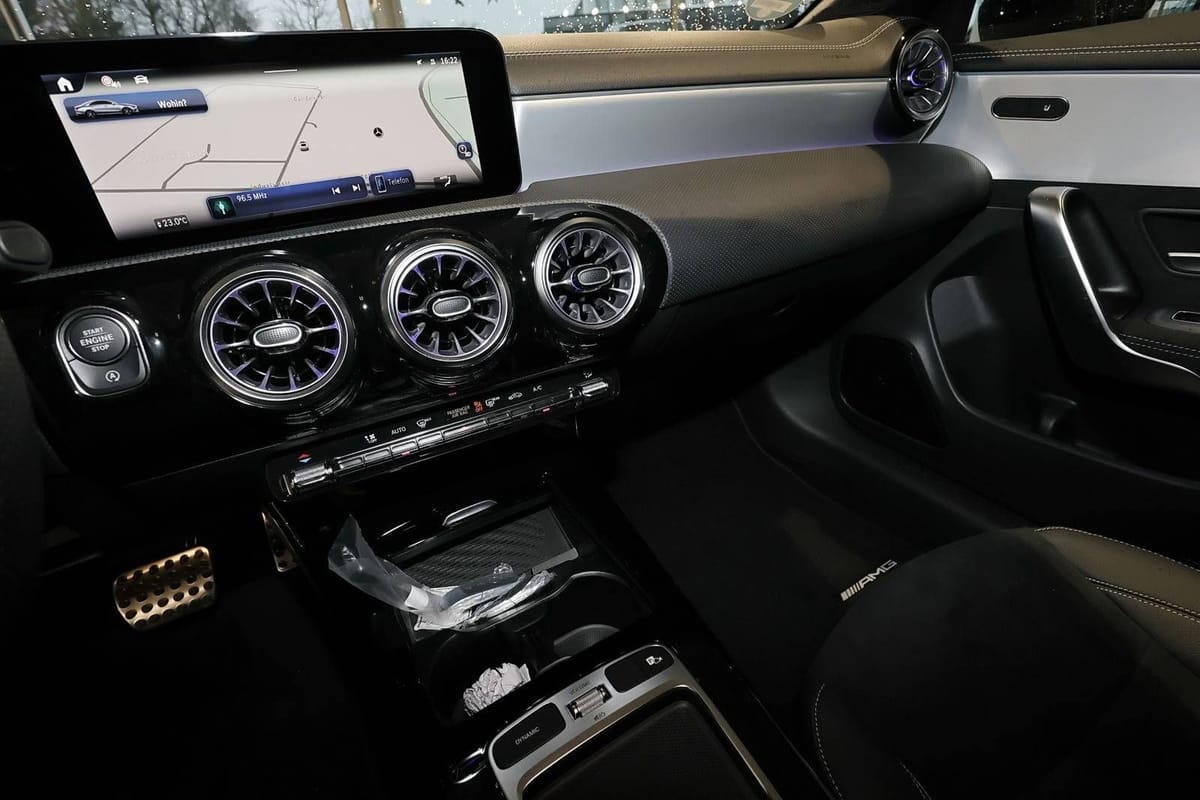 Mercedes-Benz CLA 220 4M Coupé AMG MBUX+LED+Pano+RüKam+Distron foto 10