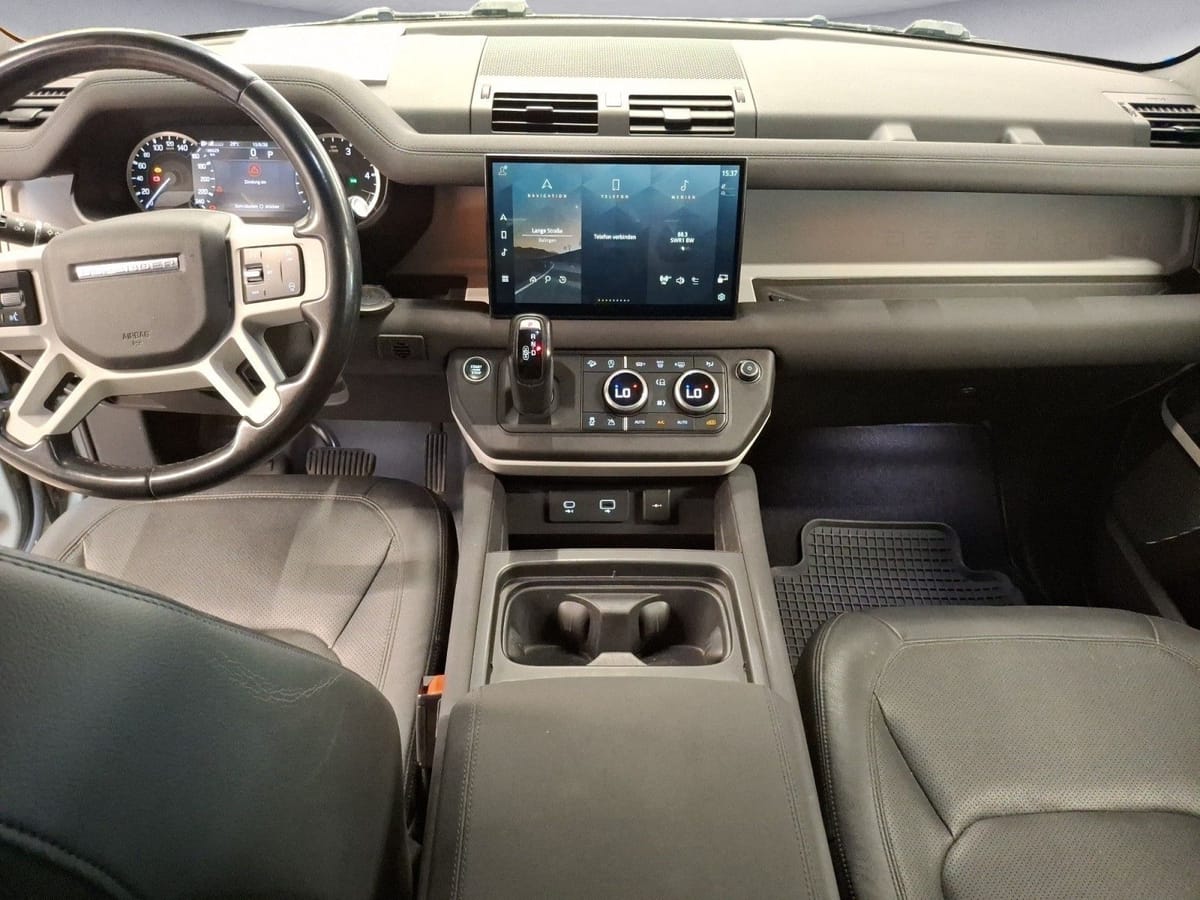 Land Rover Defender 3.0 D200 MHEV SE 90 Navi Leder LED Sche foto 11