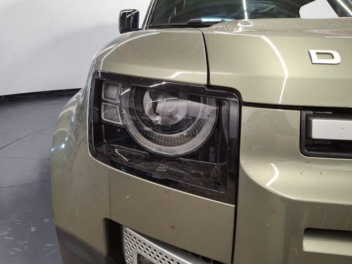 Land Rover Defender 3.0 D200 MHEV SE 90 Navi Leder LED Sche foto 8