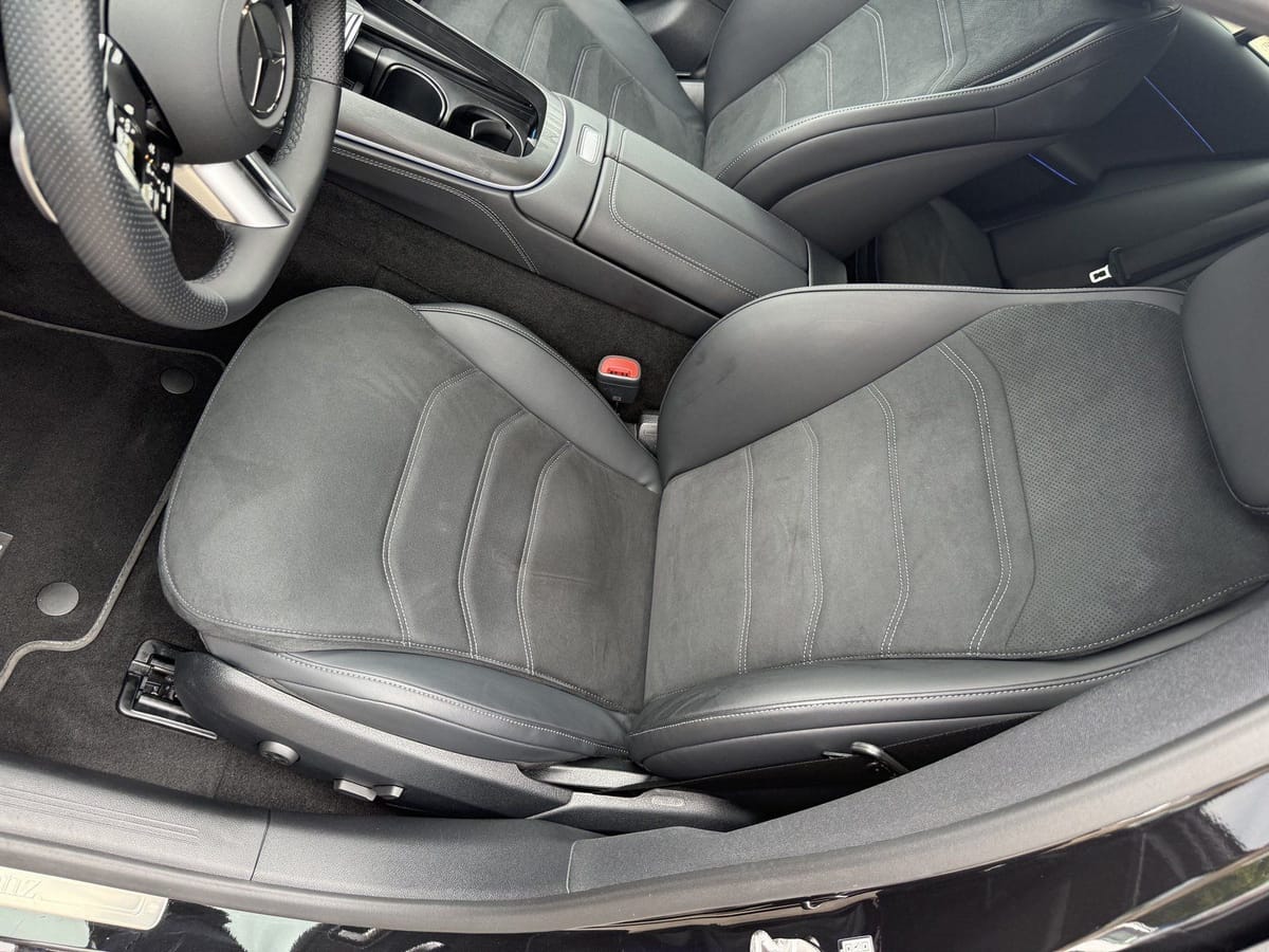 Mercedes-Benz E 220 d AMG*Pano*DISTR*Night*Keyless*Kamera*Wint foto 17