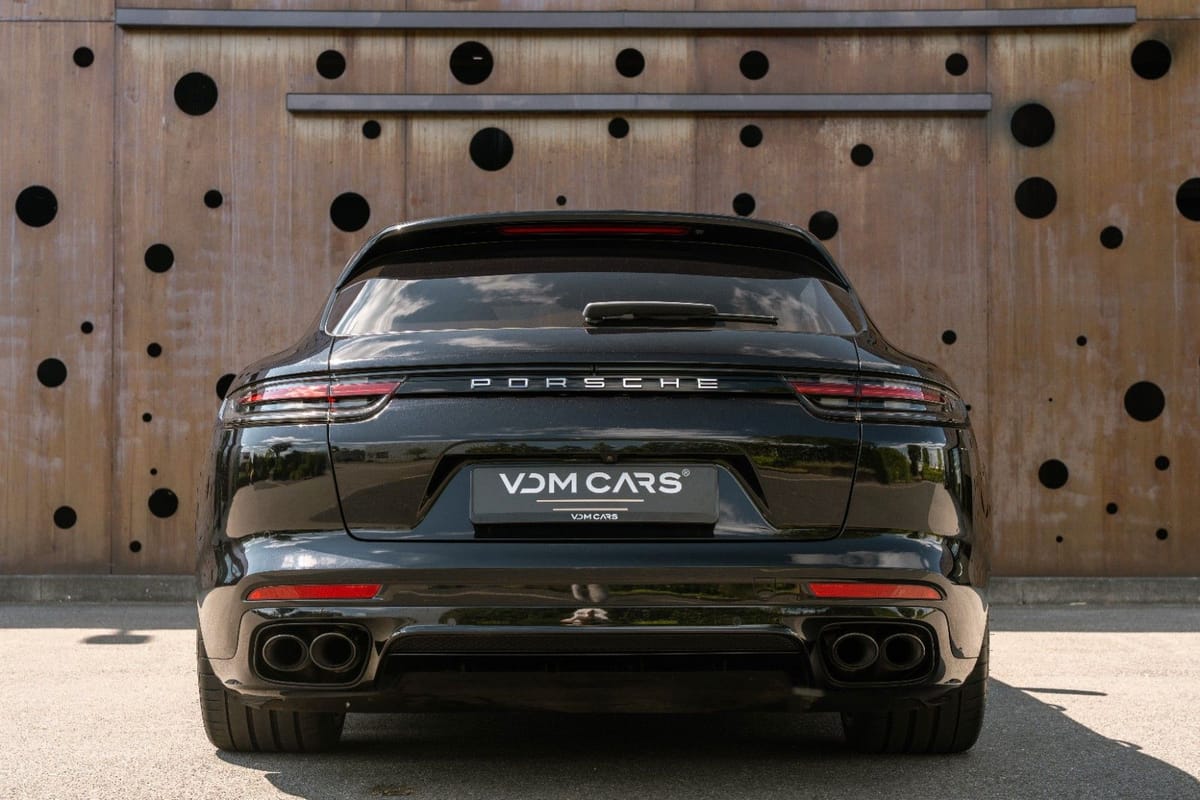 Porsche Panamera Sport Turismo 4 E-Hybrid SPORTPAKET CH foto 5