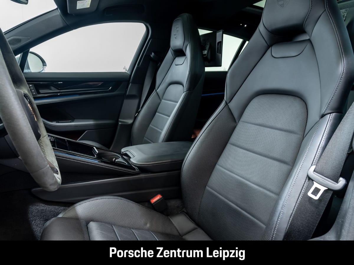 Porsche Panamera 4S E-Hybrid Burmester FondEntertainment foto 18