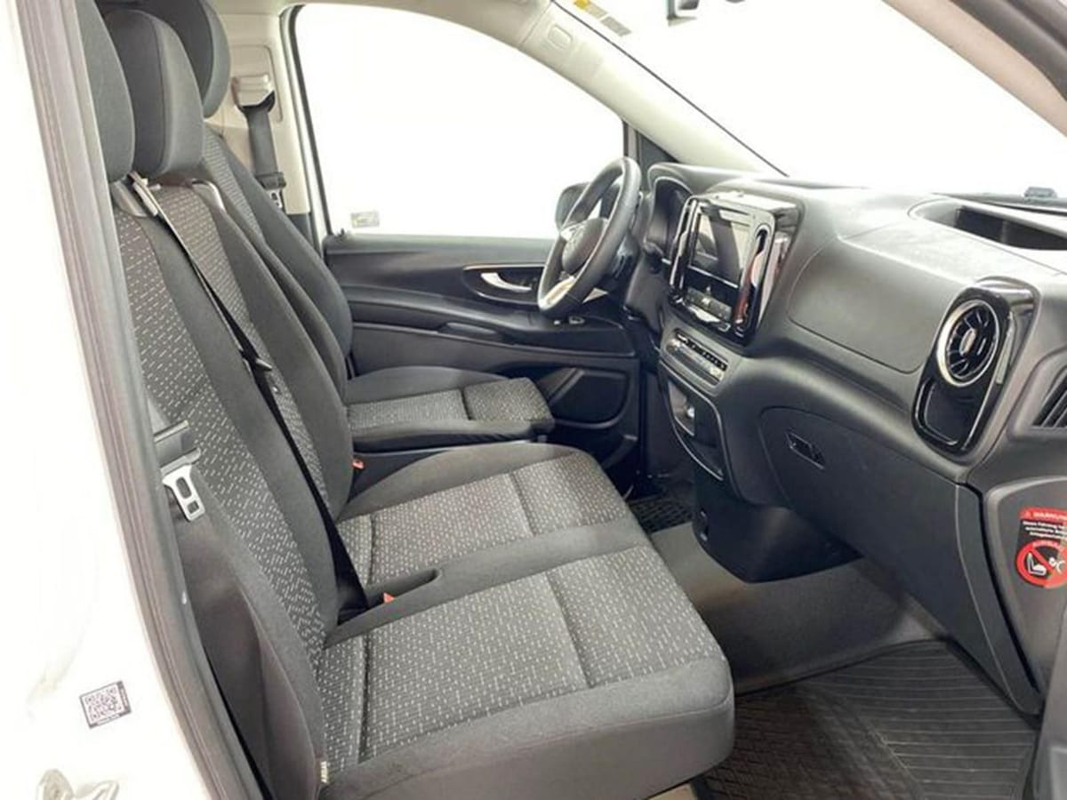 Mercedes-Benz Vito 119 Tourer PRO 4x4 lang STANDHZ AHK PDC KAM foto 6