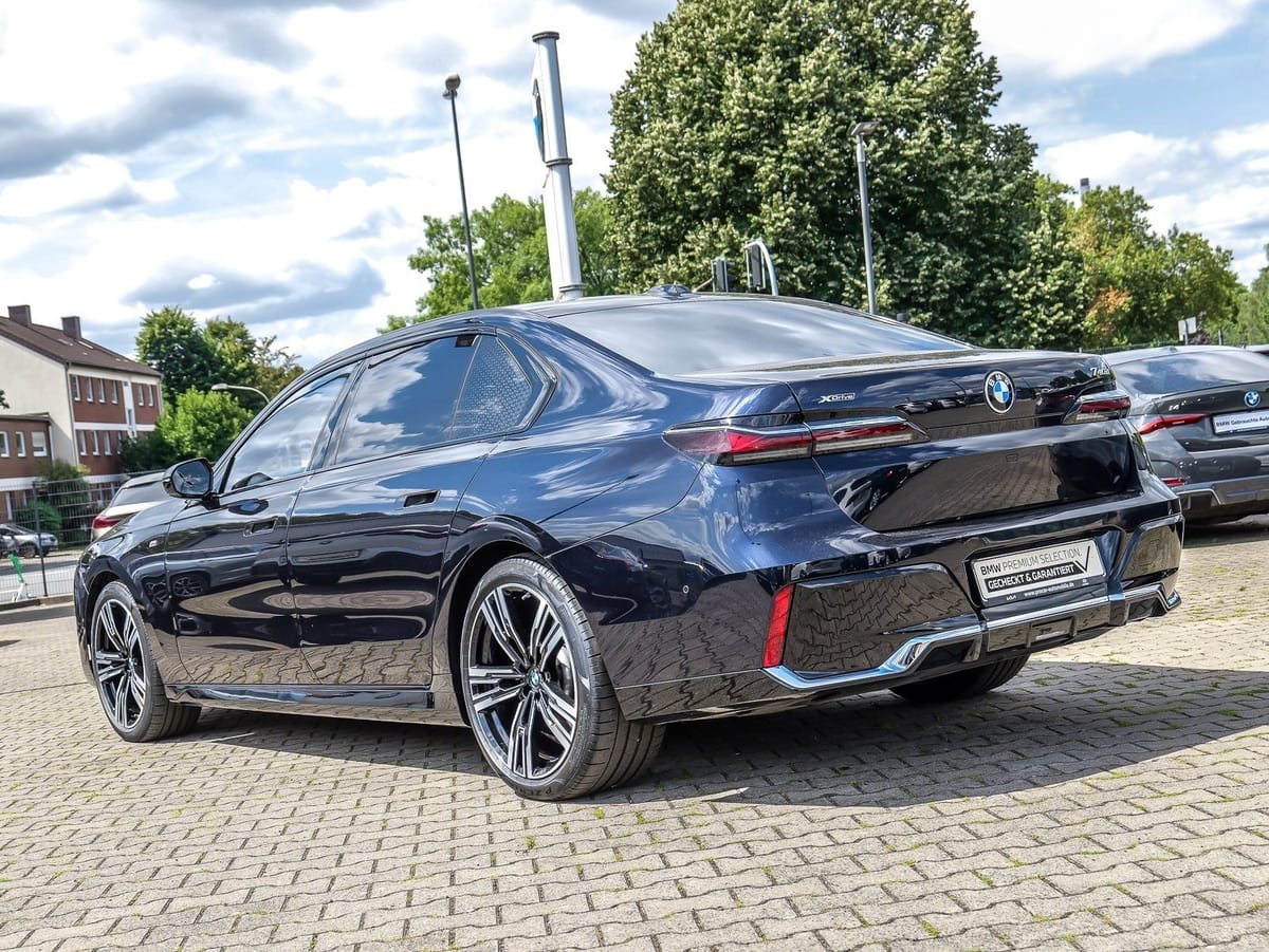 BMW 740d xDrive M Sport Pano Standheiz. DA Prof. HuD foto 7