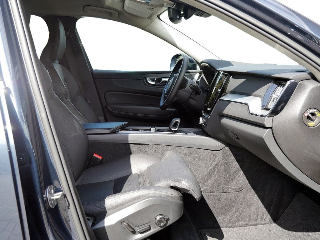 Volvo XC60 B4 2WD Plus Bright foto 5
