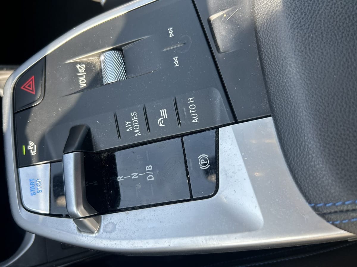 BMW iX1 xDrive30 M Sport Head-Up LED Shz Sitzverst.  foto 14