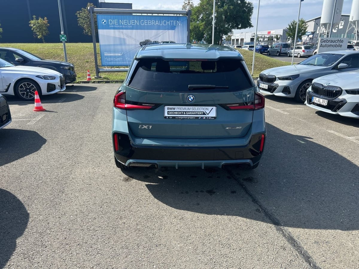 BMW iX1 xDrive30 M Sport Head-Up LED Shz Sitzverst.  foto 4