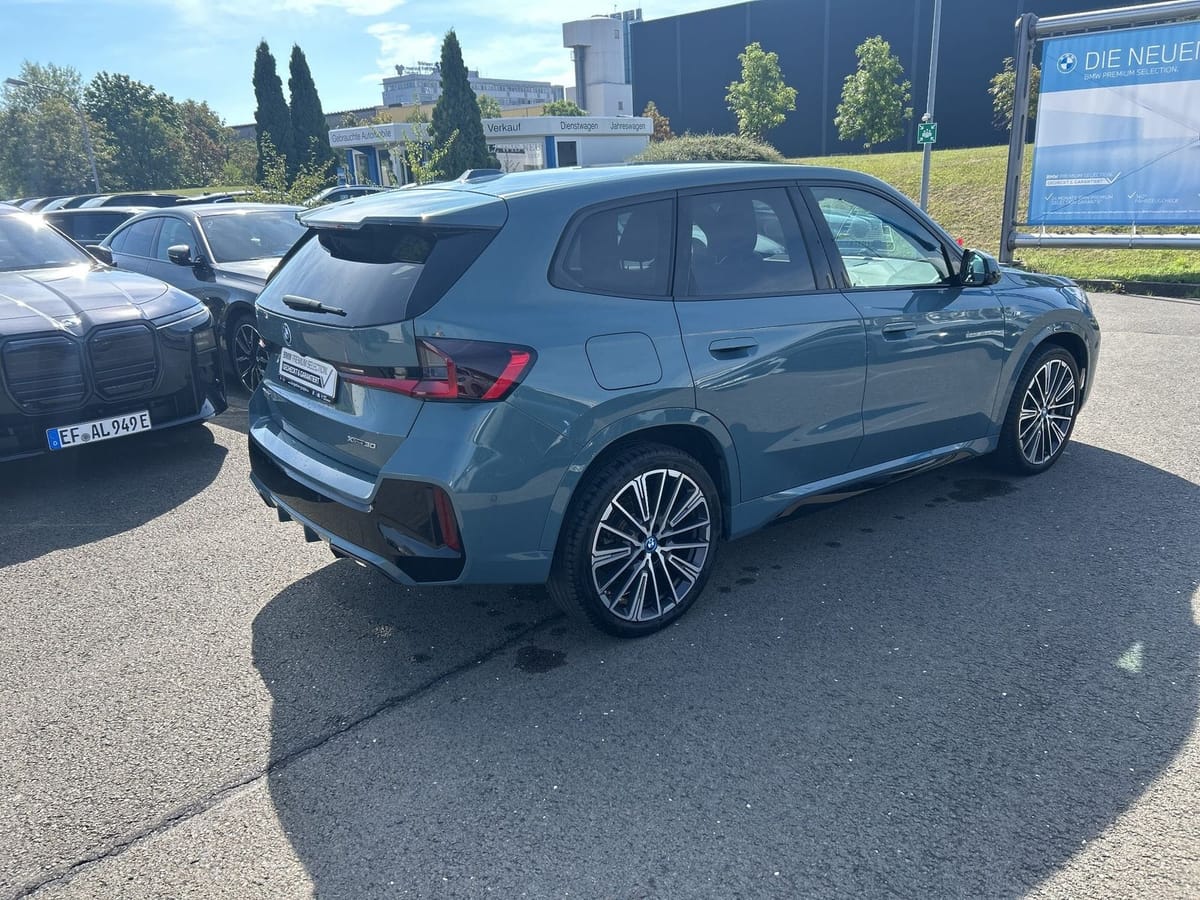 BMW iX1 xDrive30 M Sport Head-Up LED Shz Sitzverst.  foto 5