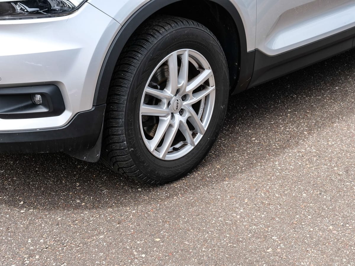 Volvo XC40 Momentum AWD D4 EU6d-T AHK Navi Leder Digit foto 3
