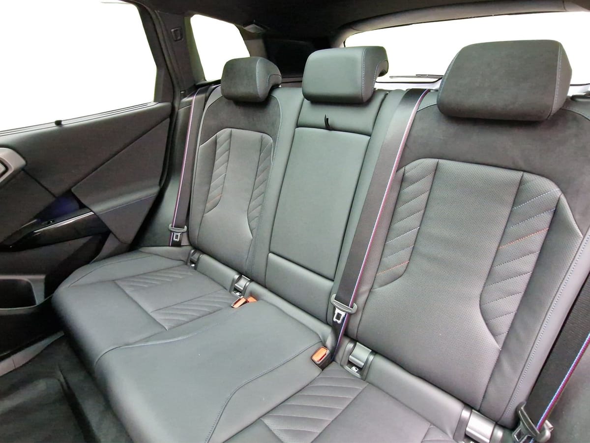 BMW X3 M50 xDrive LED AHK Pano Komfortzugang foto 8