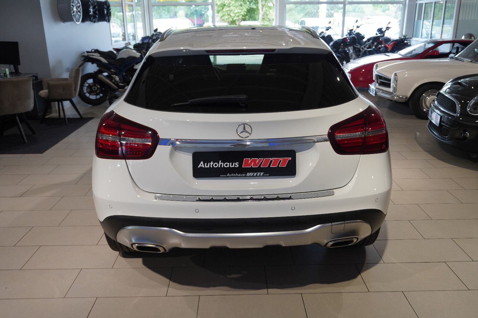 Mercedes-Benz GLA 200 |Pano|R-Kamera|T-Leder| foto 6