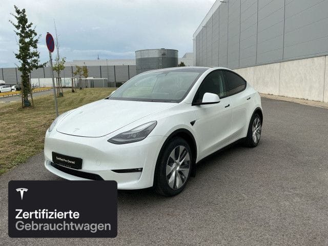 Tesla Model Y Long Range AWD foto 2
