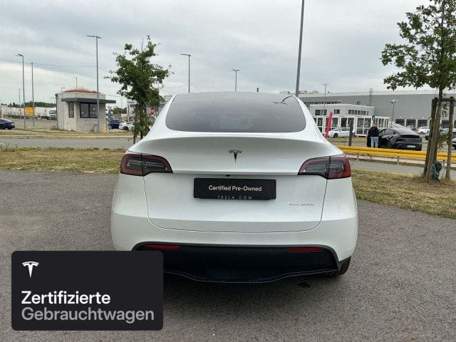 Tesla Model Y Long Range AWD foto 6
