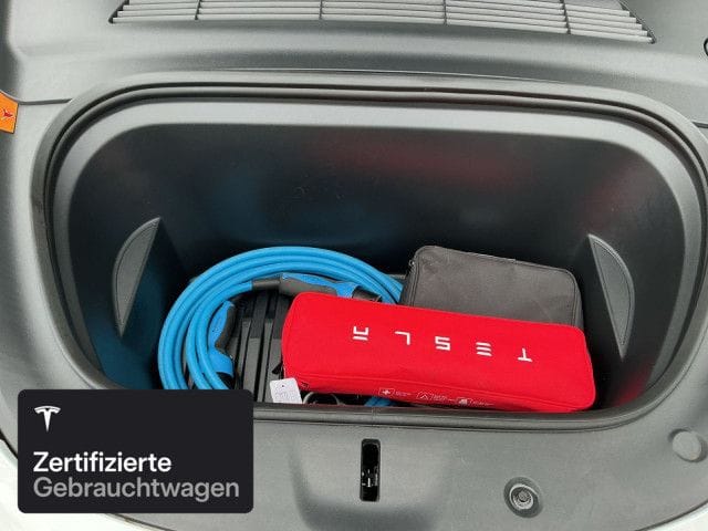 Tesla Model Y Long Range AWD foto 8
